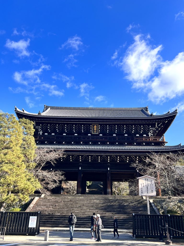 浄土宗総本山　知恩院へ