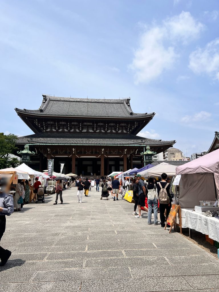 名古屋東別院　手作り朝市