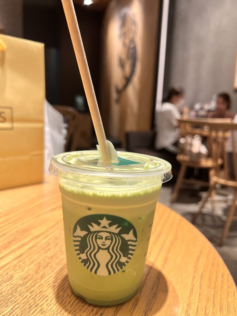 スタバ抹茶ティーラテ